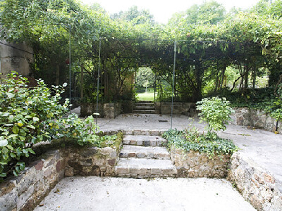 Charming country house