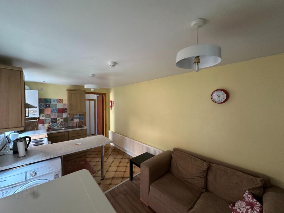 83 Malone Avenue Flat 1