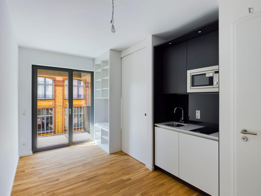 Unfurnished studio near Kreuzberg - Berlin - chambre - ImmoJeune