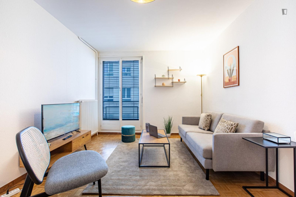 Welcoming studio near Parc Mon Repos