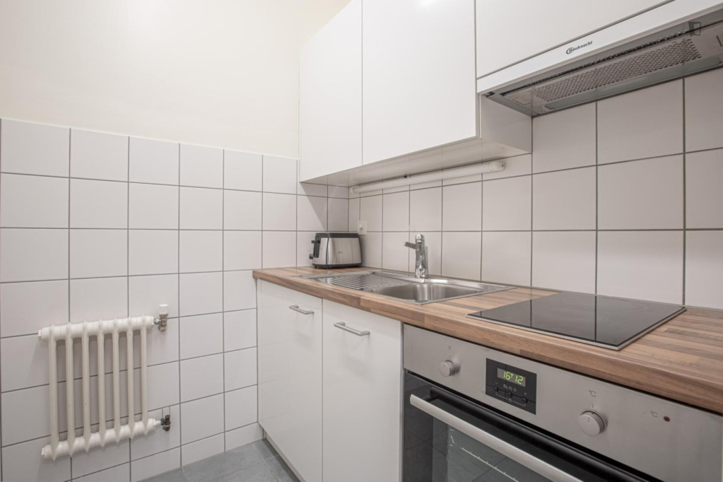 Welcoming studio near Parc Mon Repos