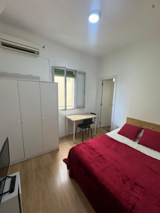 Great Double bedroom in 5-bedroom house - Madrid - chambre - ImmoJeune