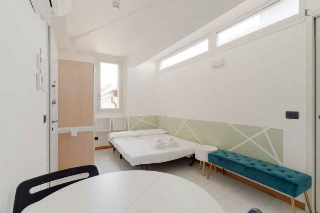 Bright studio in Sant'Ambrogio