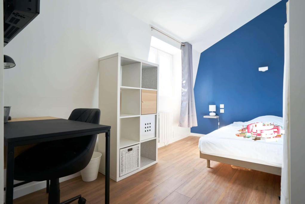 Chambre 4 - THIERS