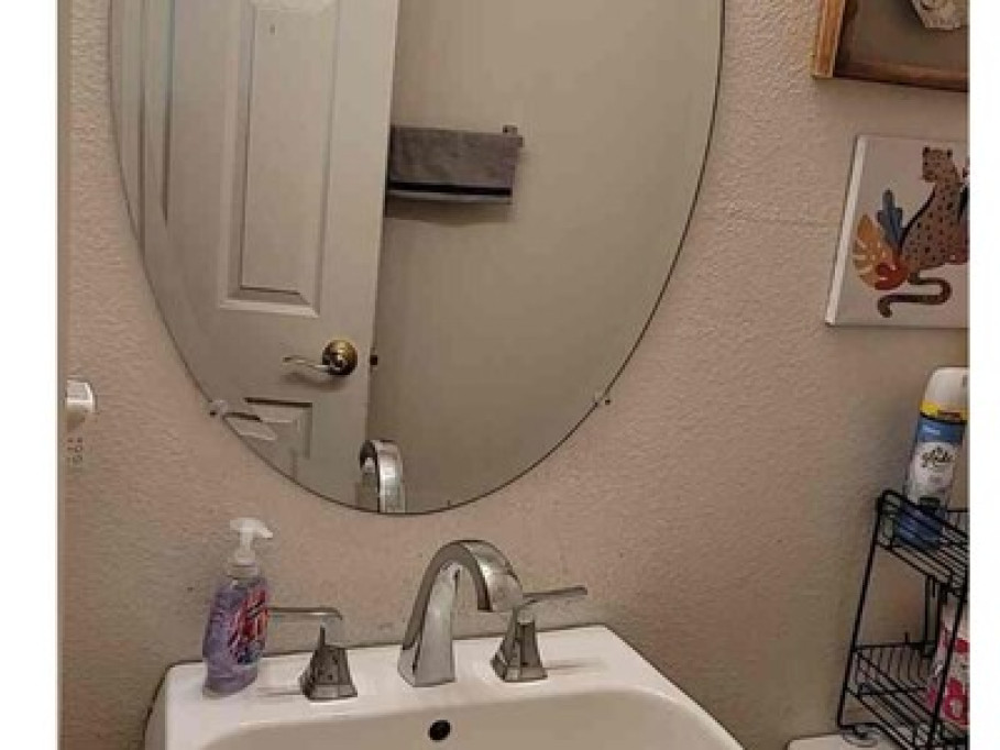 Friendly Family home Rooms to rent 