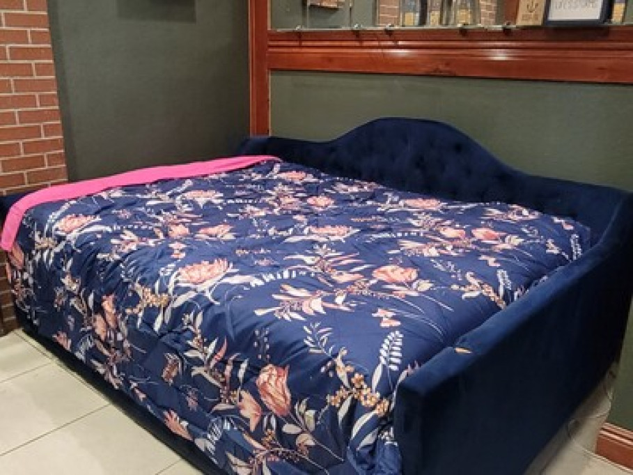 Cozy room for short term
