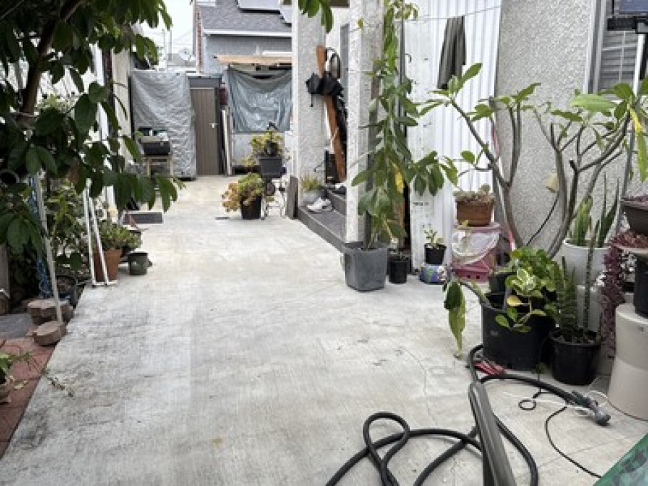 HOME WITH ACCESSIBLE TO EVERYTHING