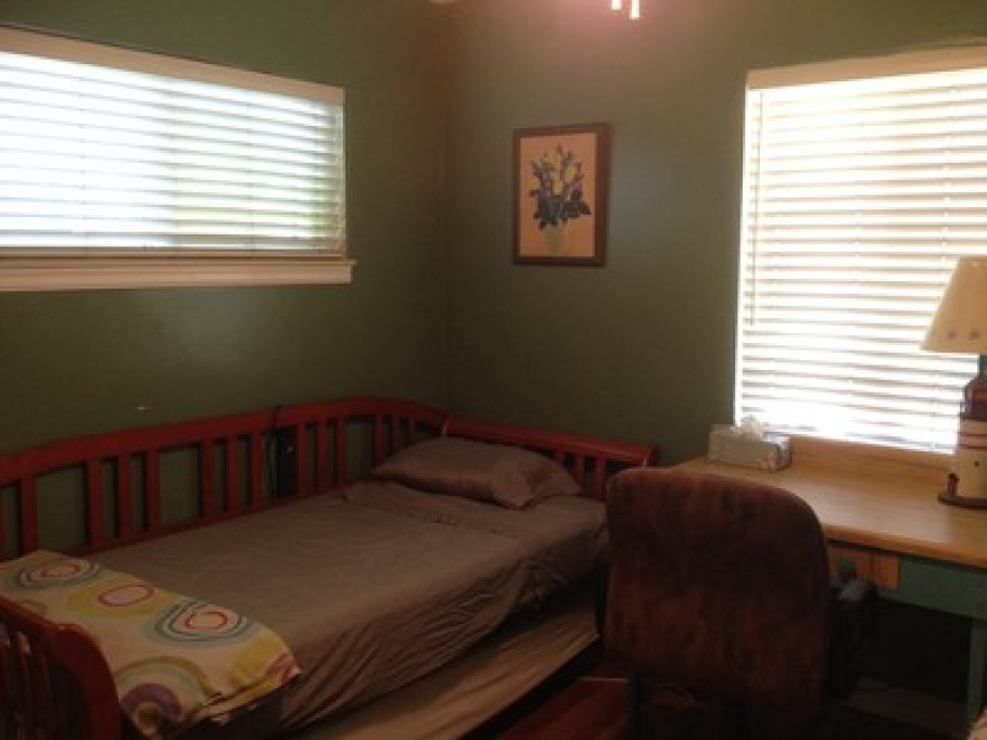 LAKEWOOD HOMESTAY