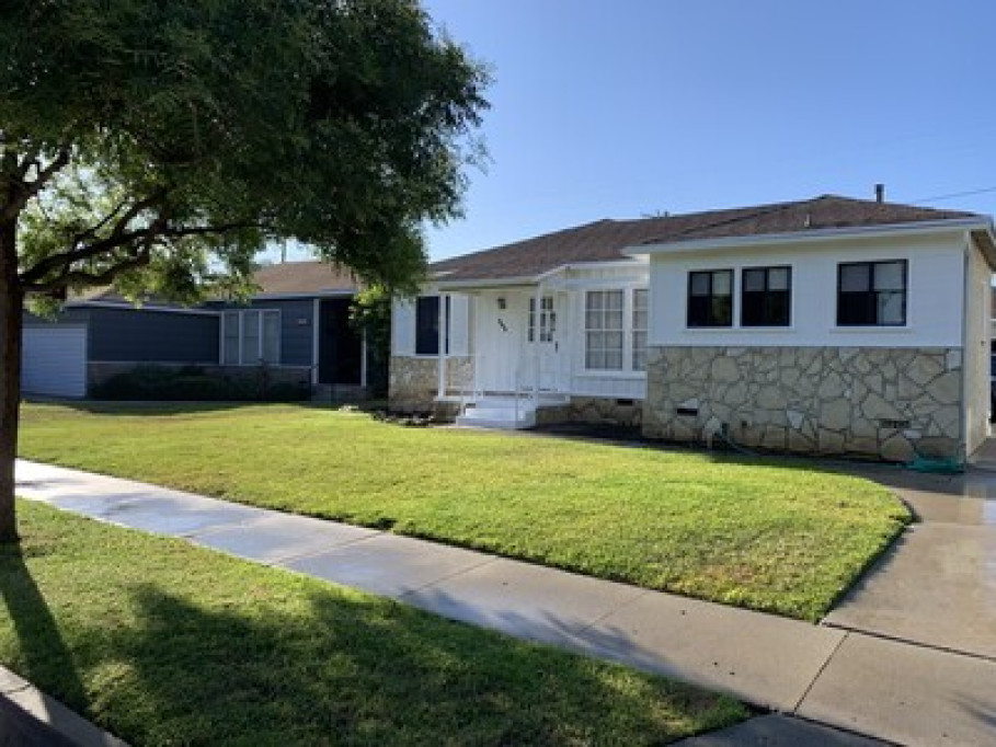 Lakewood Home and Private Tours of 