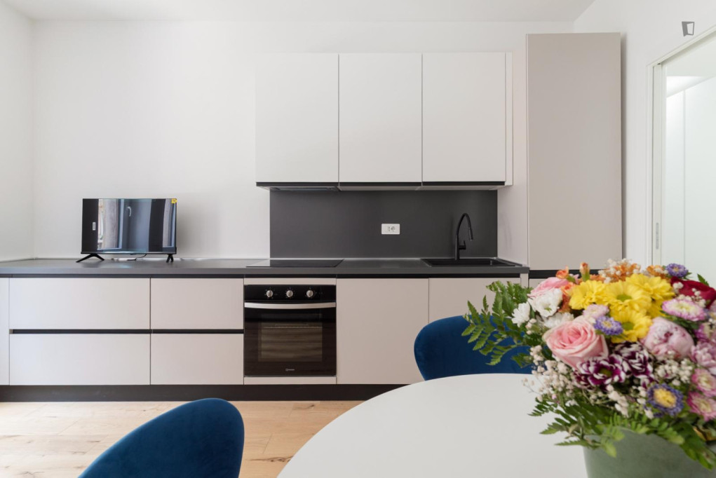 Neat 1 bedroom apartment in Corso Sempione