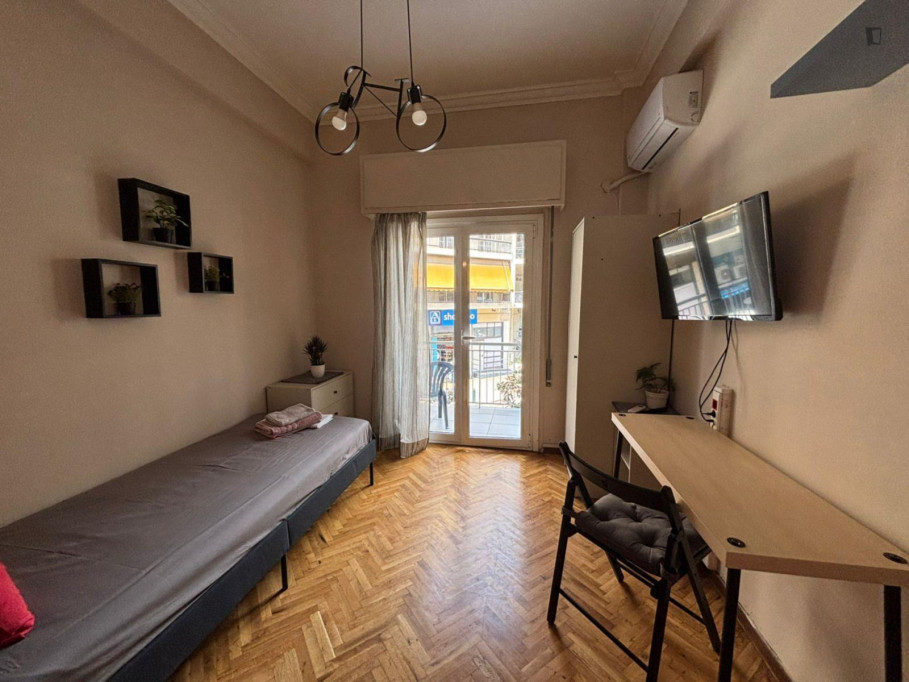 Youth shared apartment- metro station Agios Eleftherios