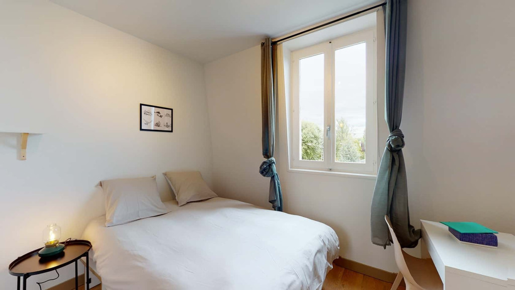 Cristol - Chambre privée avec salle de bain