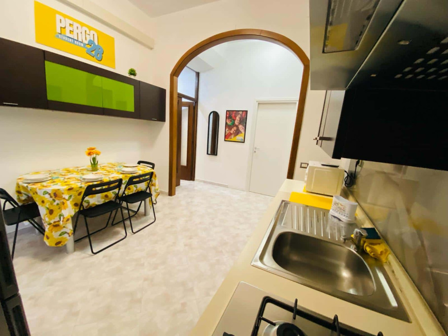 ROOM 1