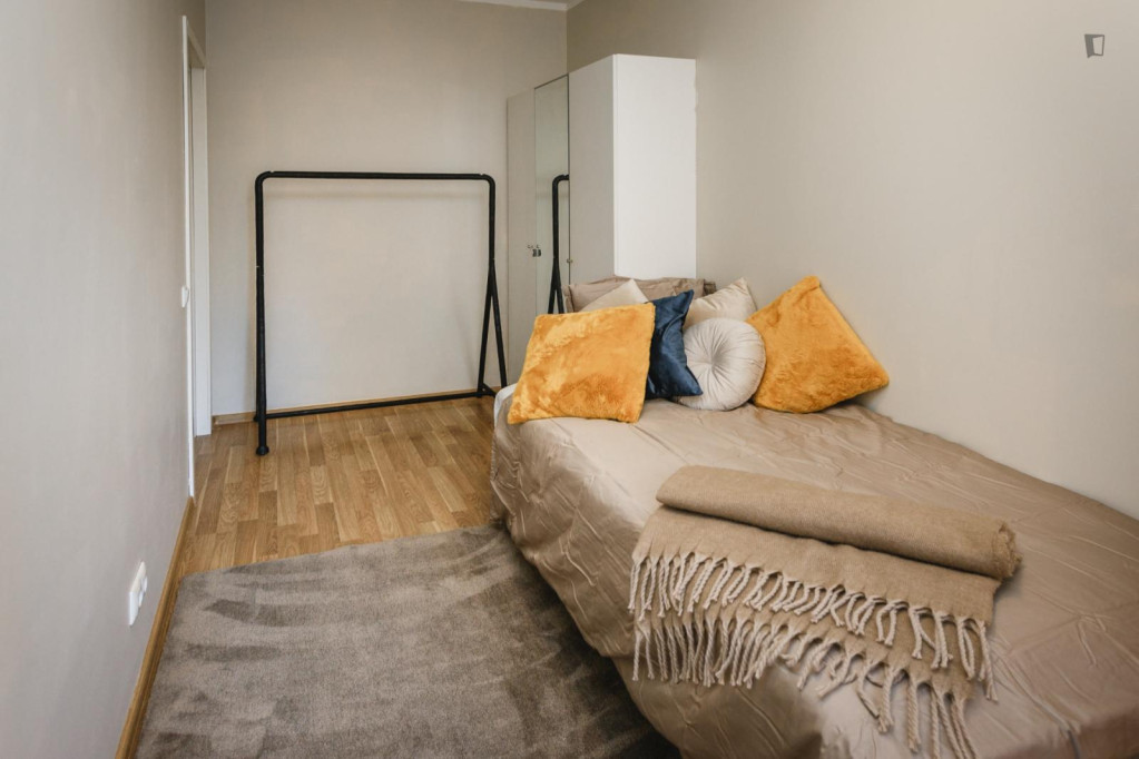 Alluring single bedroom near Riga central station - Riga - chambre - ImmoJeune