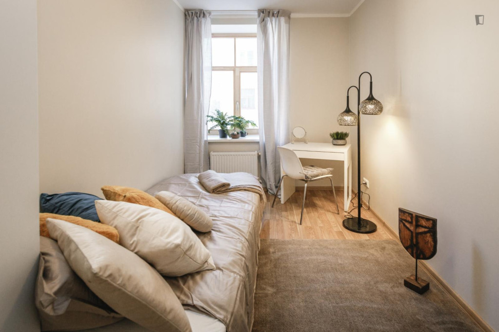 Welcoming single bedroom near Riga central station - Riga - chambre - ImmoJeune