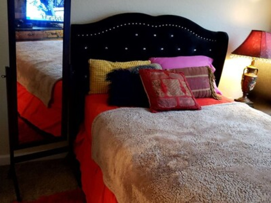 Cheerful, private 1 bed-1 bath fema