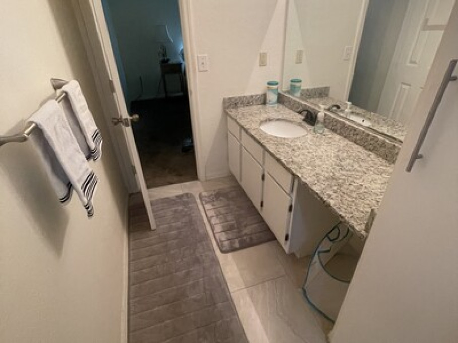 Master Bedroom for Rent