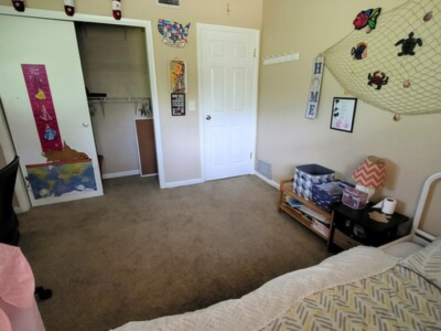 Close to the beach & downtown