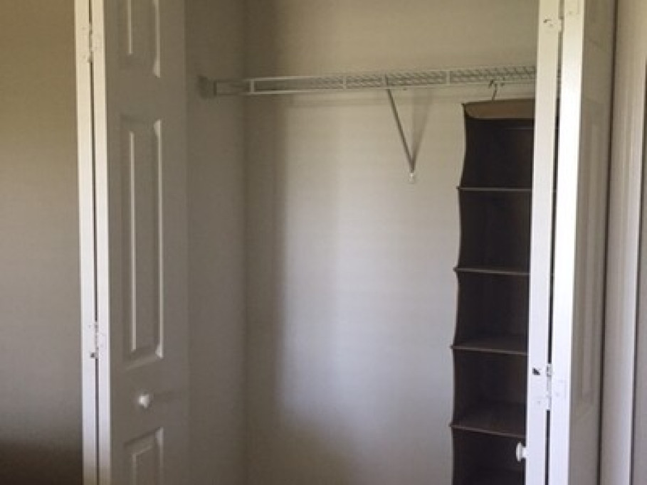 Private guest room and bathroom