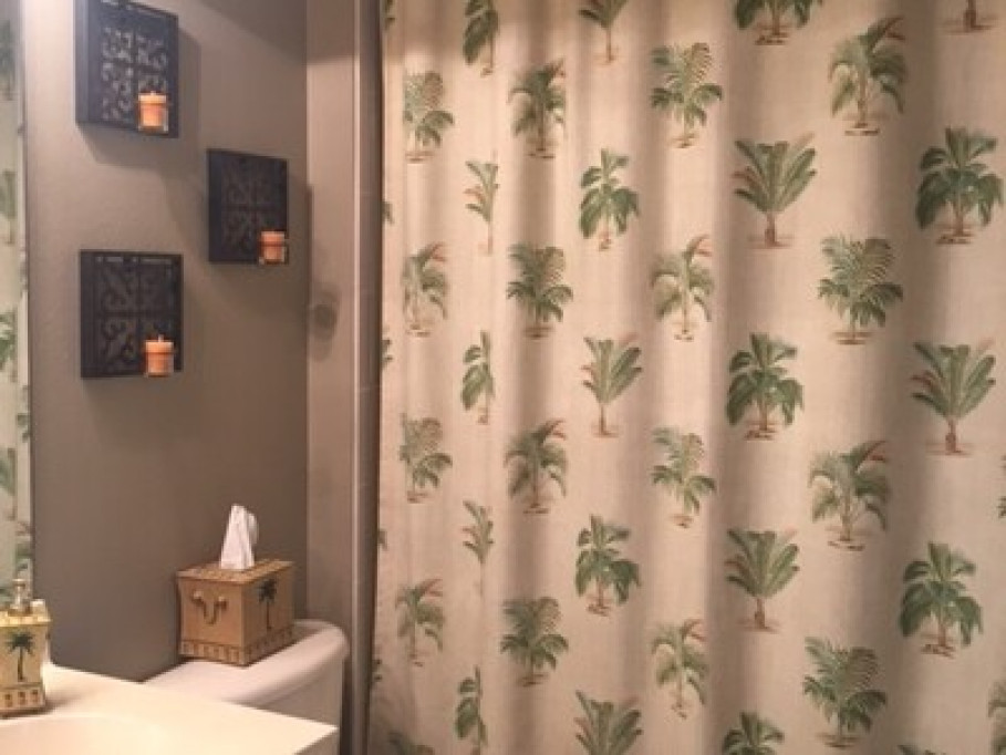 Private guest room and bathroom