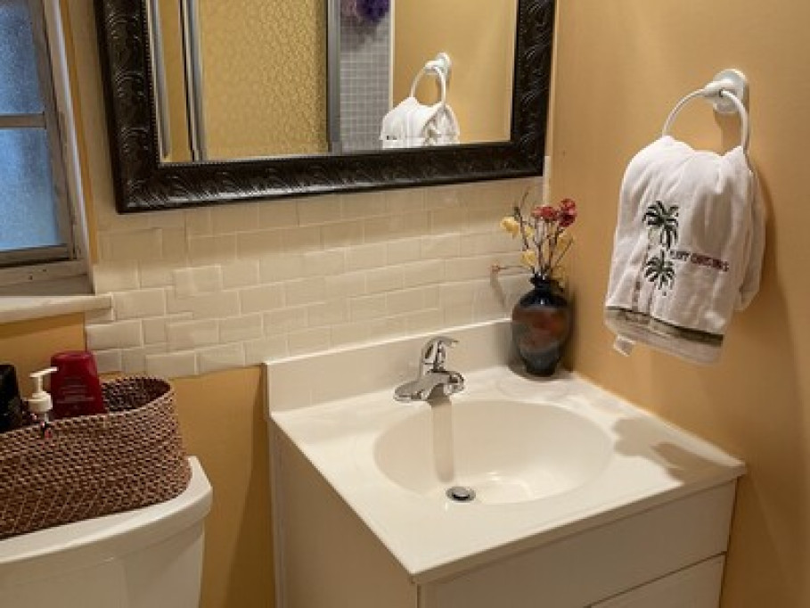 Ladies only Master Bedroom w/bath