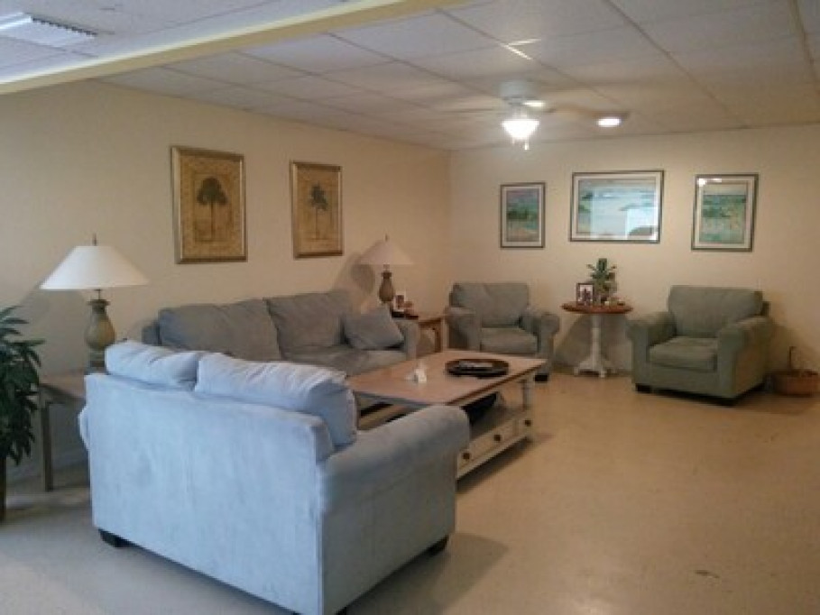 Spacious, 1,900 sq ft. Lower level 