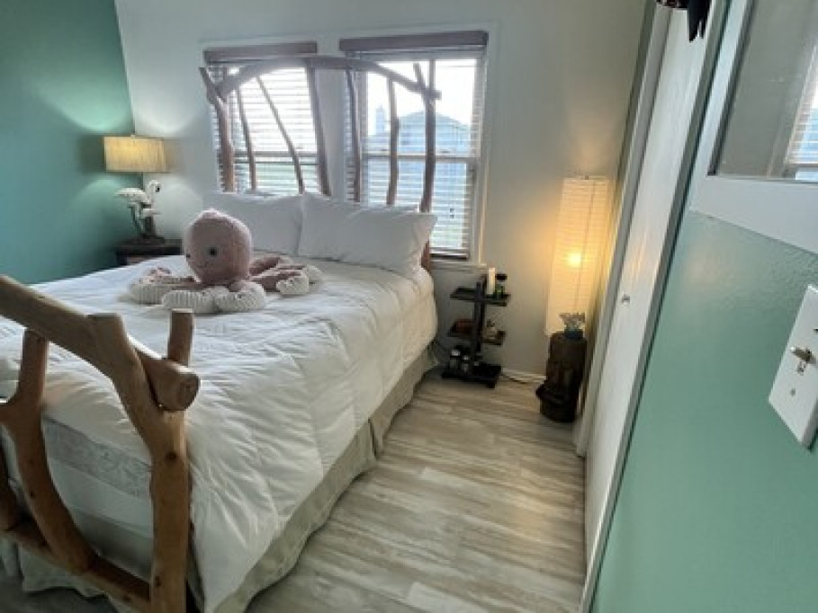 Beach Breeze Retreat 