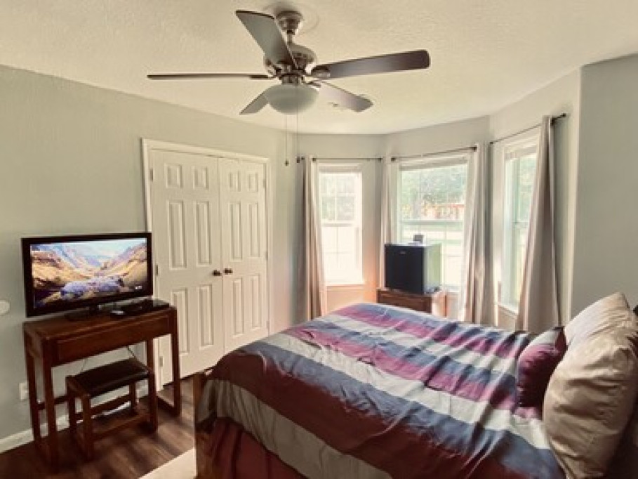 Queen Room with Mini Fridge