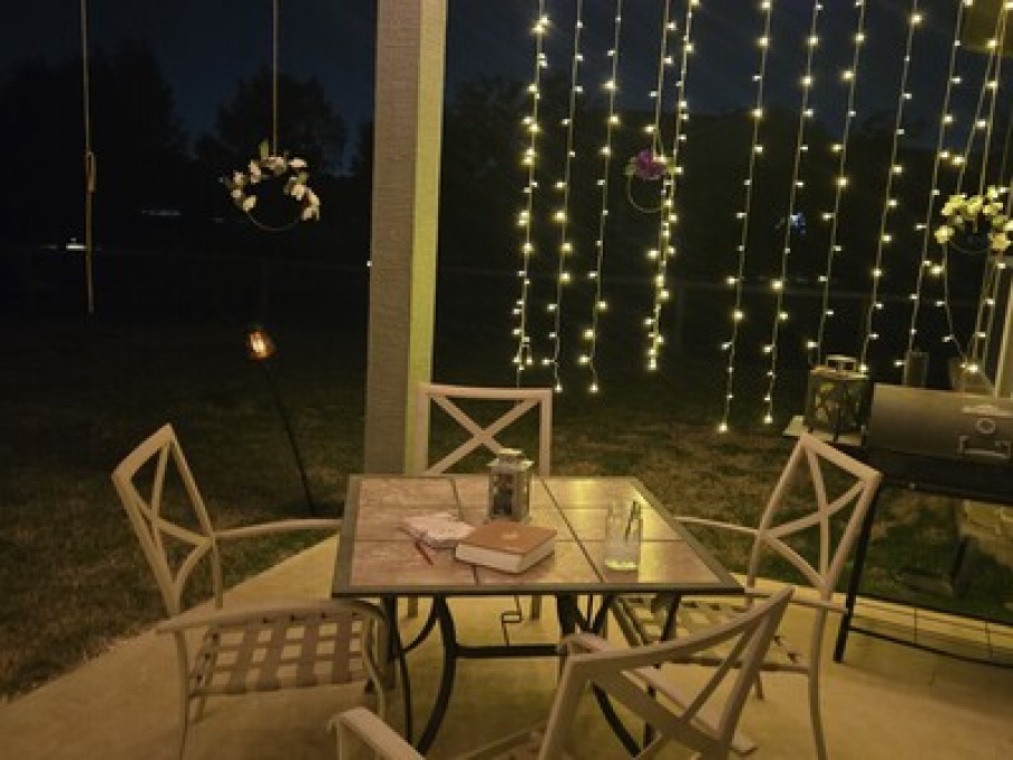 Relax, Rest, and Stay in Sa Town