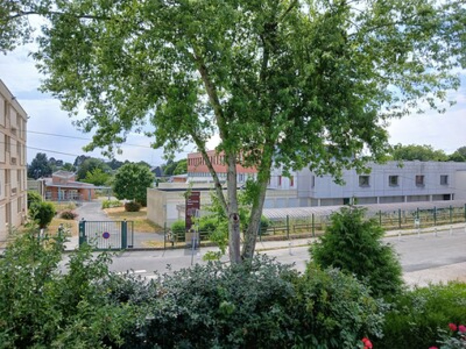 Chambre spacieuse idéale étudiant.e