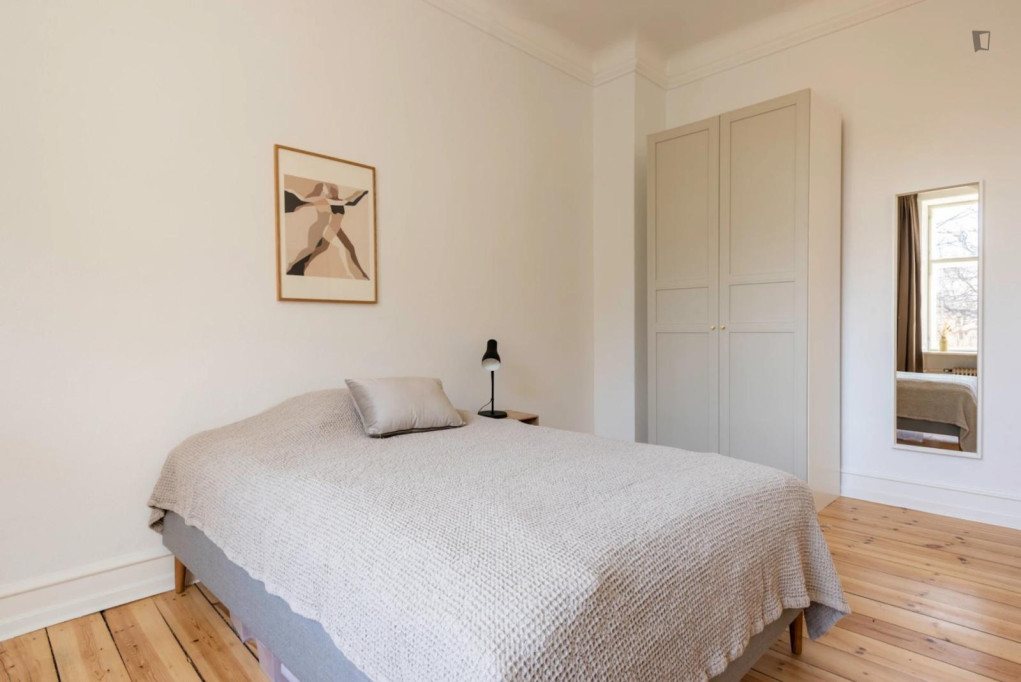 Comfortable single bedroom in shared flat in central Indre By - Copenhagen - chambre - ImmoJeune