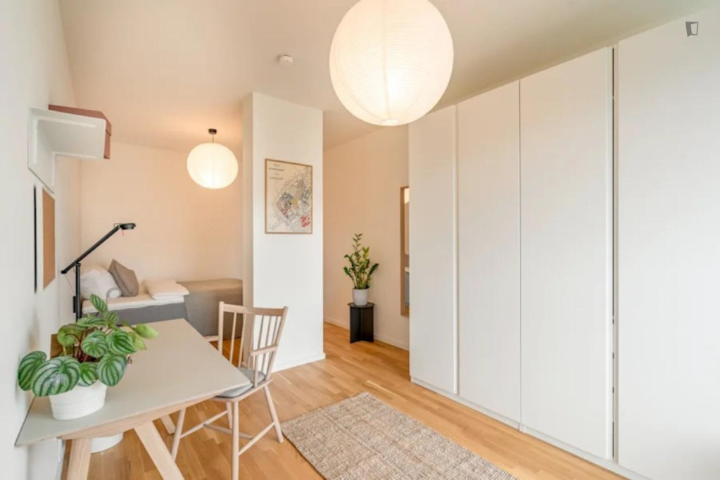 Appealing double bedroom in Mitte - Berlin - chambre - ImmoJeune