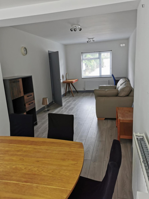 Beautiful 3-bedroom house in Whitehawk - Brighton - chambre - ImmoJeune