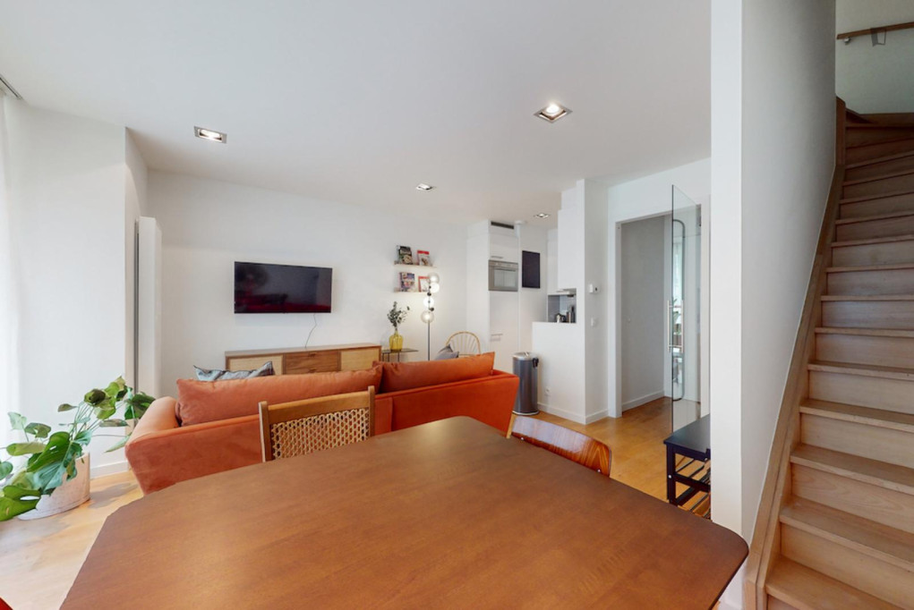 Alluring 1 bedroom apartment near Madou metro station - Bruxelles - chambre - ImmoJeune