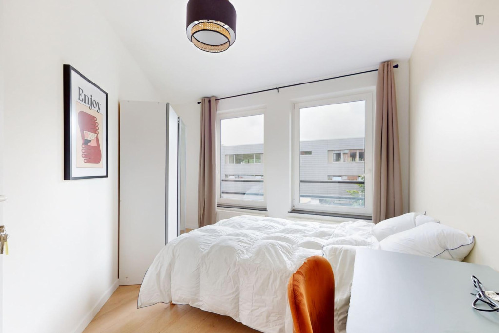Lovely double bedroom in Stalle - Bruxelles - chambre - ImmoJeune
