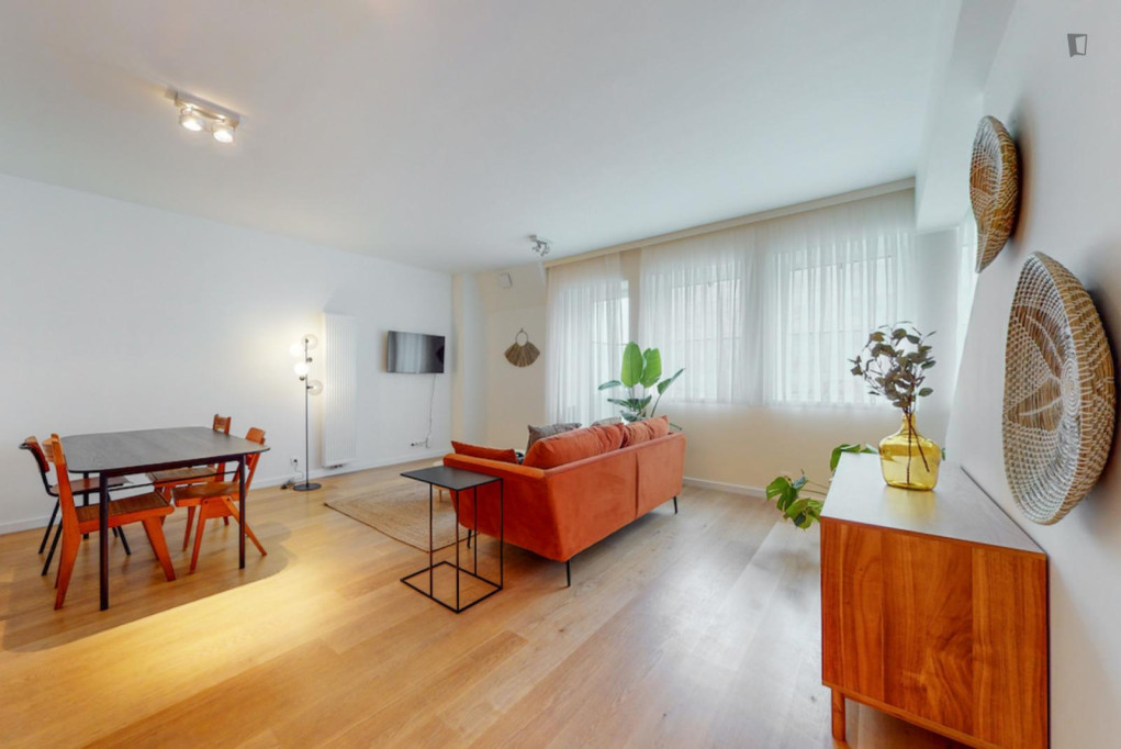 Modern 2 bedroom apartment near Madou metro station - Bruxelles - chambre - ImmoJeune