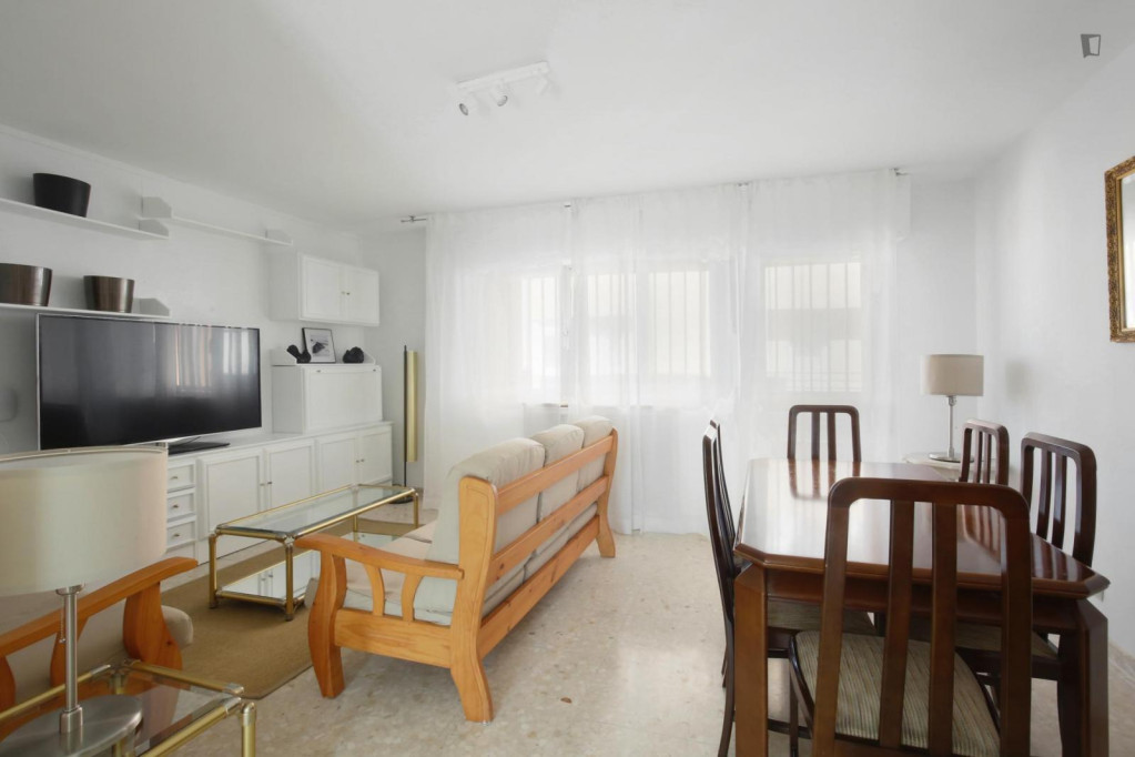 Appealing 2-bedroom apartment in the Tetuán district - Madrid - chambre - ImmoJeune