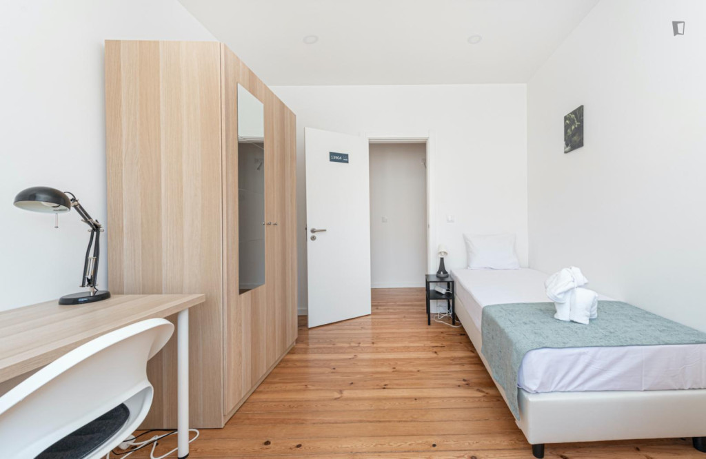 Bright single bedroom in Alcântara - Lisbonne - chambre - ImmoJeune