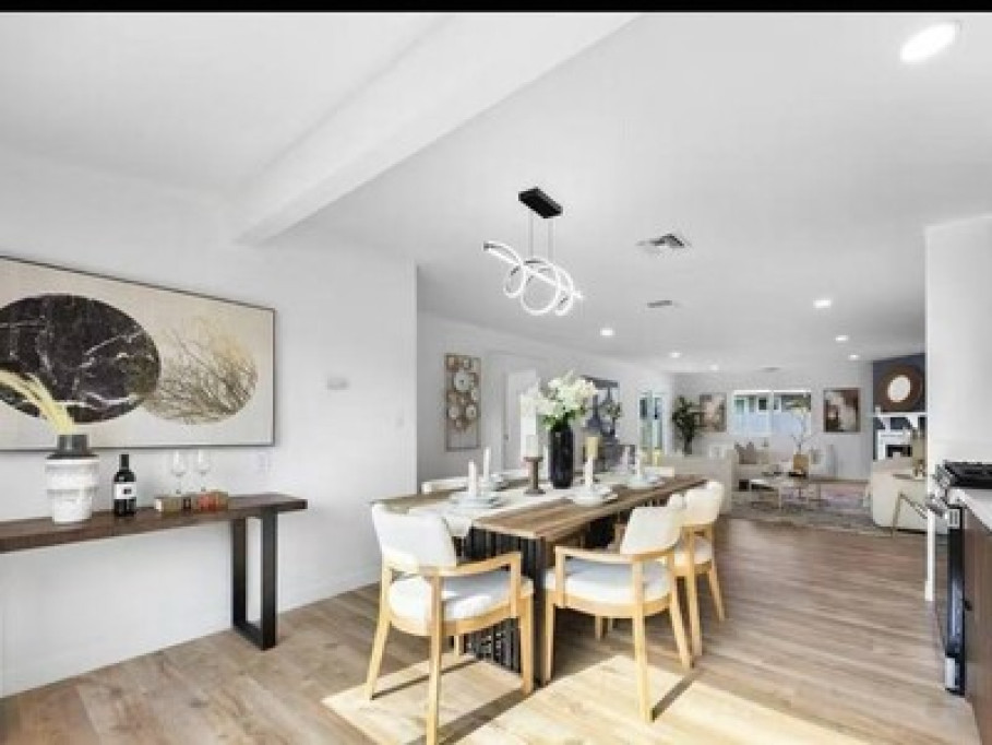 Cozy Homestay In Glendora (APU)