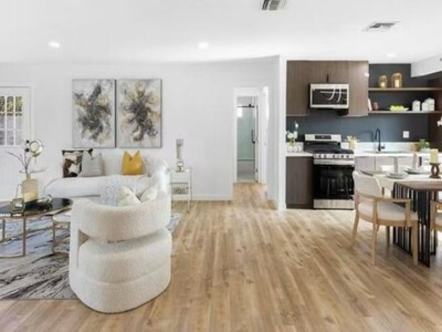 Cozy Homestay In Glendora (APU)