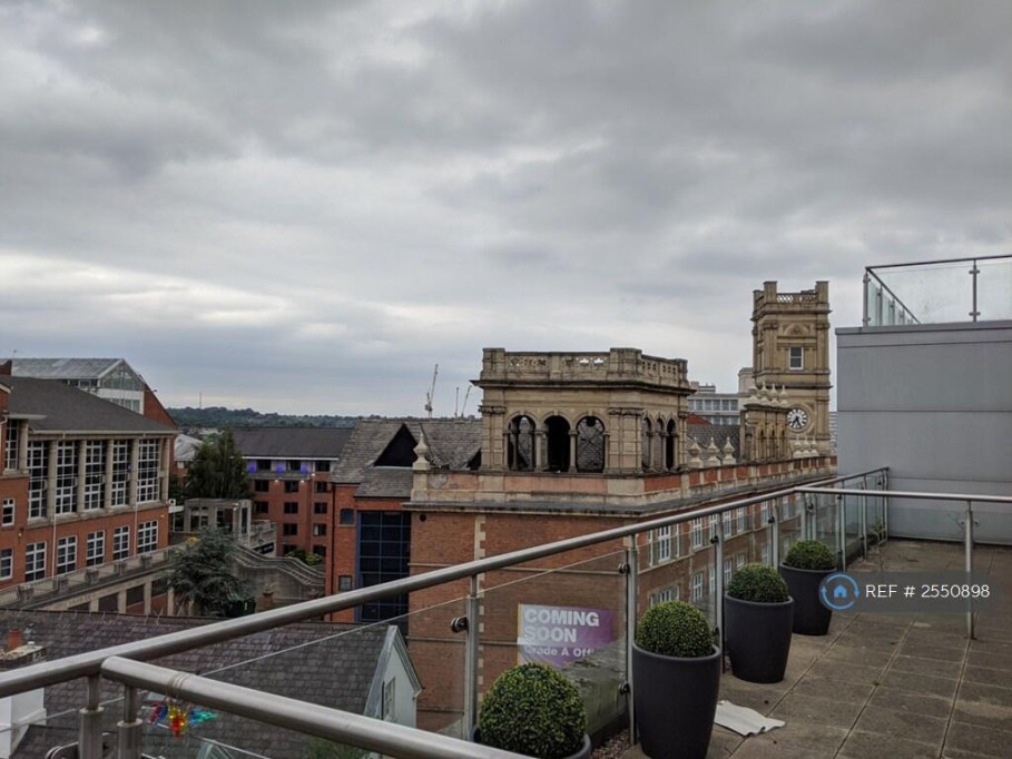 2 Bedroom Penthouse - Talbot Street