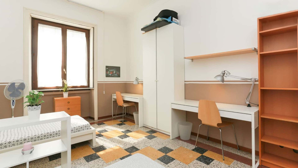 via degli imbriani 20 p1  shared room d1 - bed b