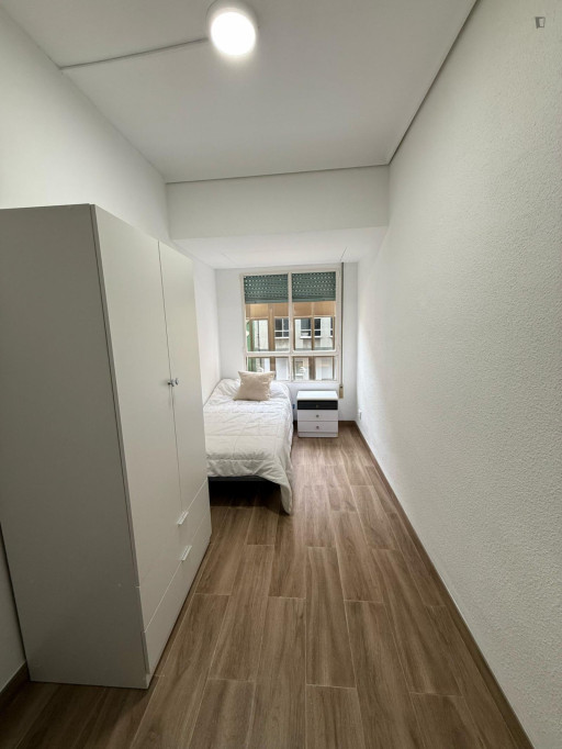 Lovely single bedroom in the centre of Castellón de la Plana - Castello de la Plana - chambre - ImmoJeune