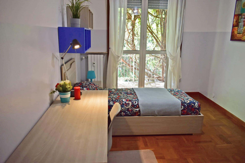 via rho 8  private room s3