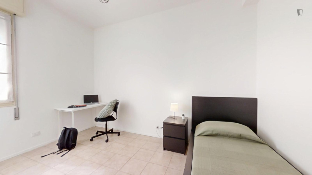 Single bedroom in 3-bedroom apartment - Padova - chambre - ImmoJeune