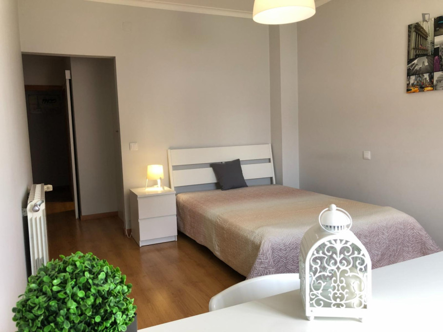 BIG SUITE very close to Leiria Universities - IPL, ESTG, ESECS - Leiria - chambre - ImmoJeune