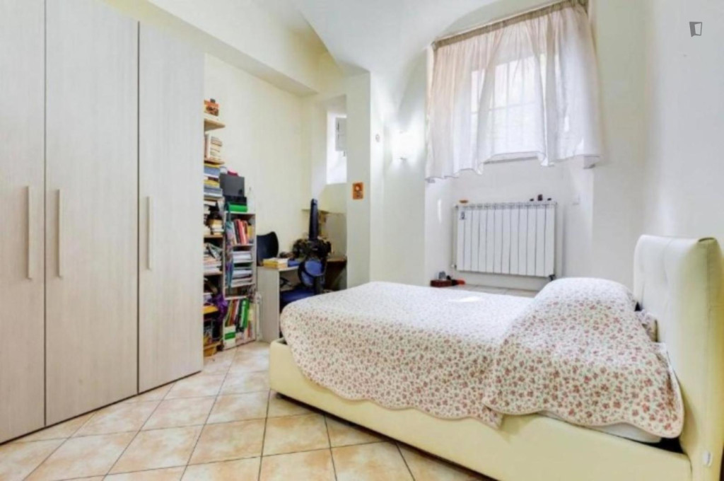 Welcoming Single Bedroom with Private Bathroom - Rome - chambre - ImmoJeune