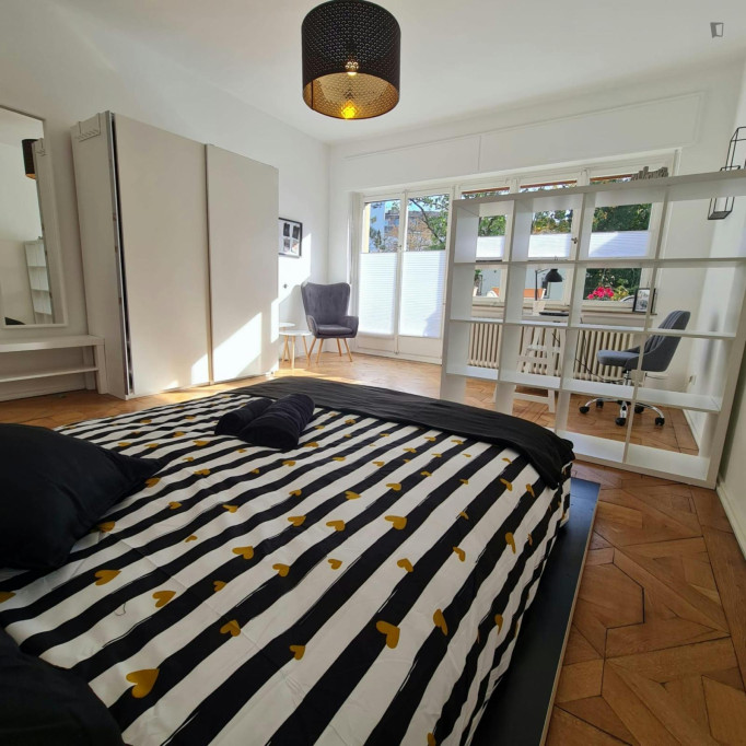 Cosy double bedroom in the centre of Bonn - Bonn - chambre - ImmoJeune