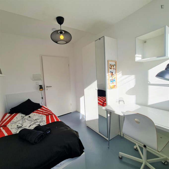 Cosy single bedroom in the centre of Bonn - Bonn - chambre - ImmoJeune