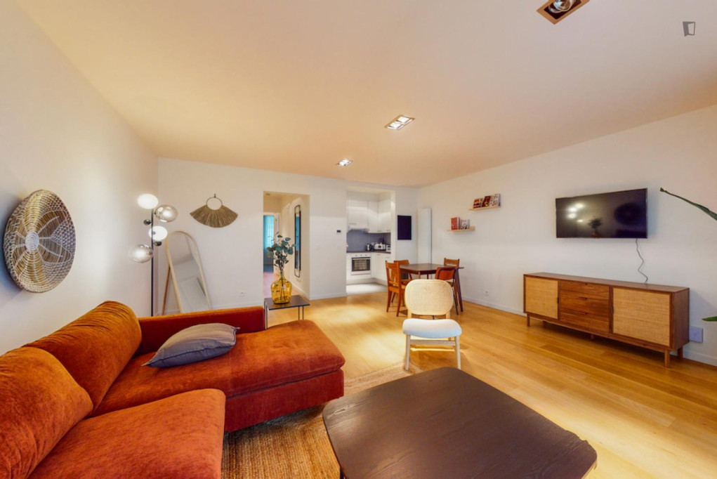 Alluring 1 bedroom apartment near Madou metro station - Bruxelles - chambre - ImmoJeune